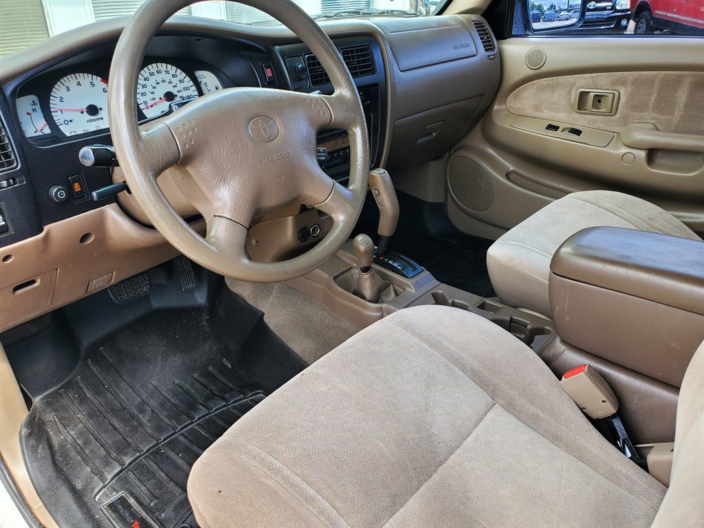 Used 2003 Toyota Tacoma SR5 image 15