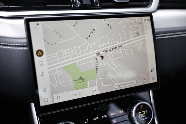 New 2024 Jaguar XF R-Dynamic SE AWD/4WD image 45