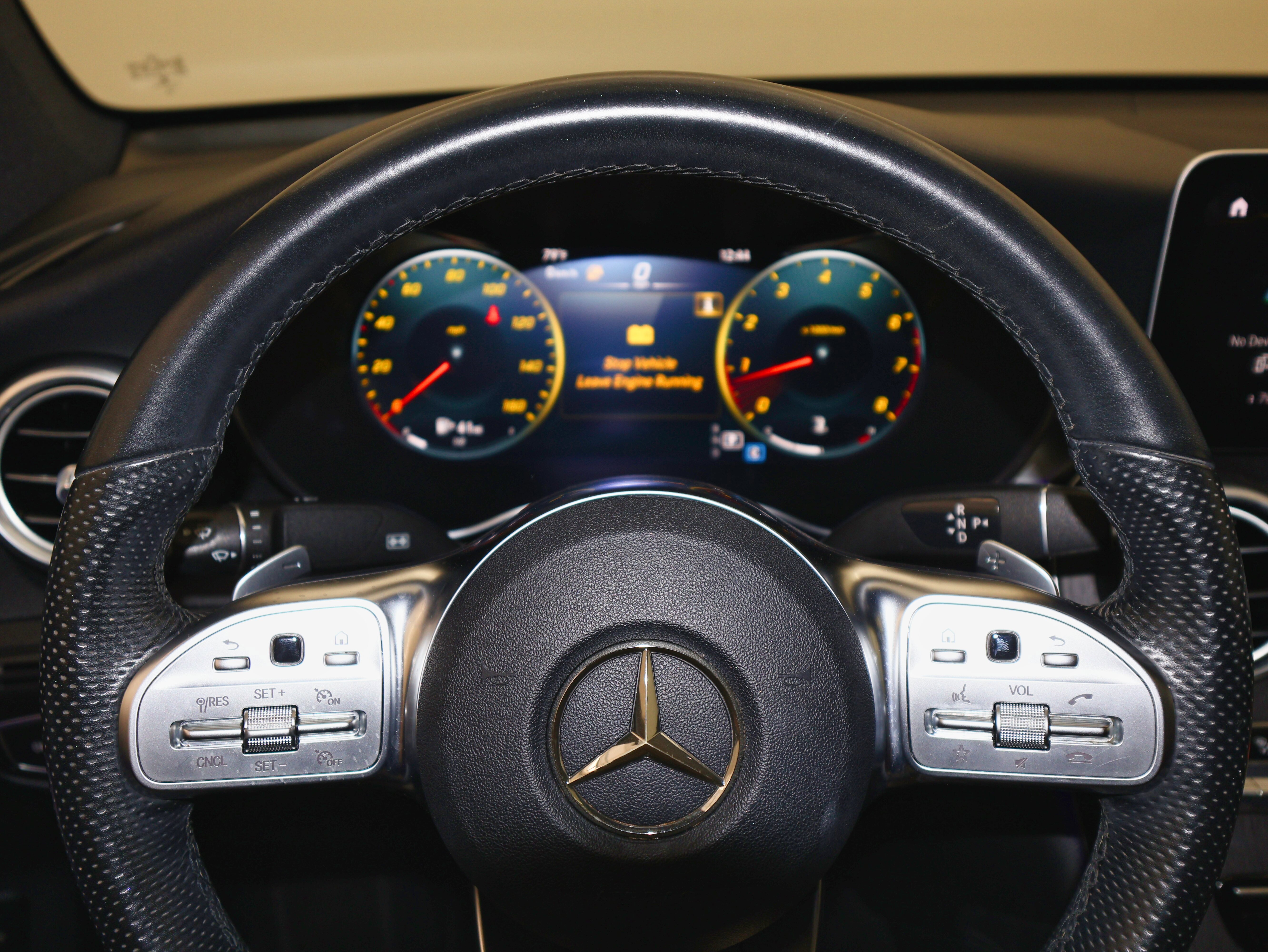 Used 2020 Mercedes-Benz GLC 300 4MATIC Coupe image 32