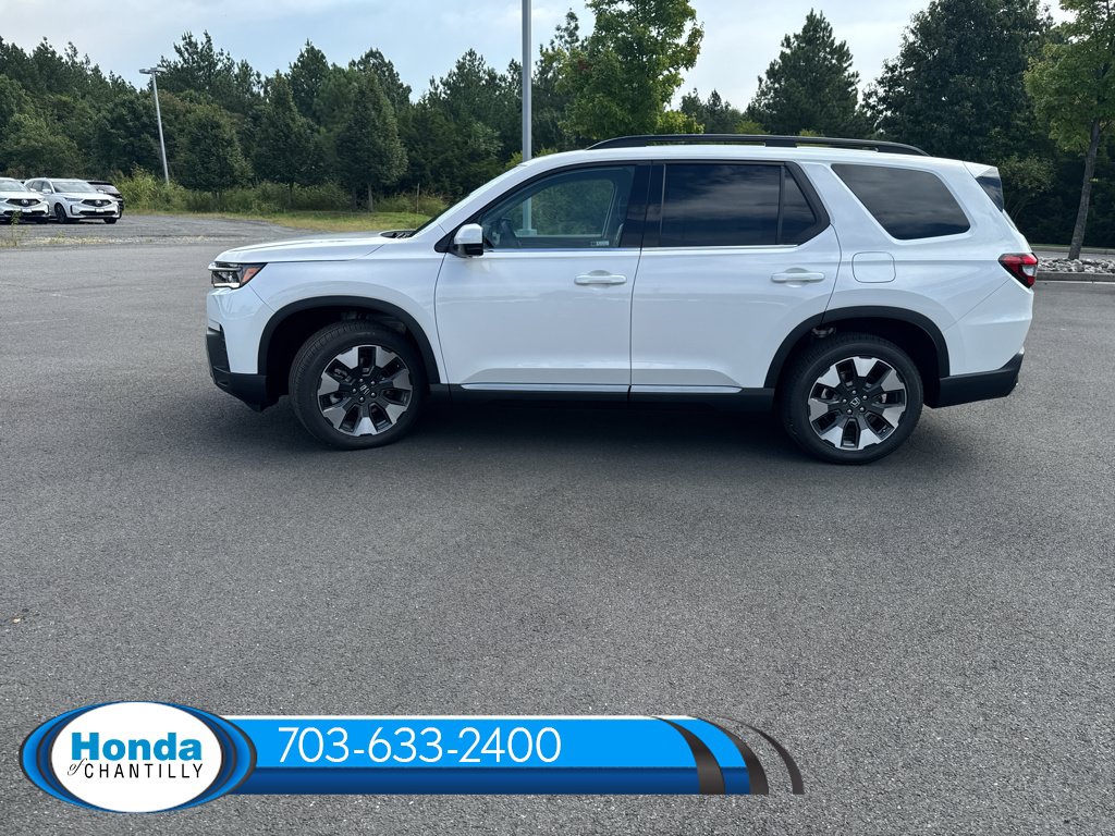 New 2026 Honda Pilot Touring image 4