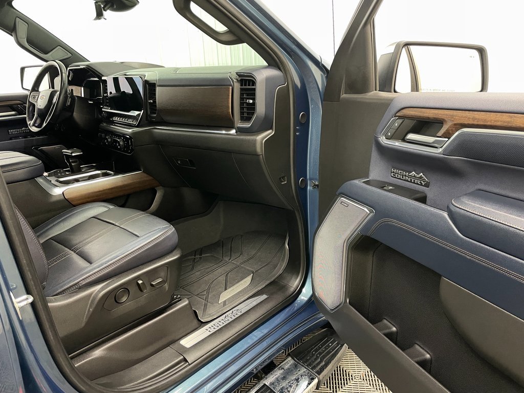 Certified 2024 Chevrolet Silverado 1500 High Country w/ High Country Premium Package image 42