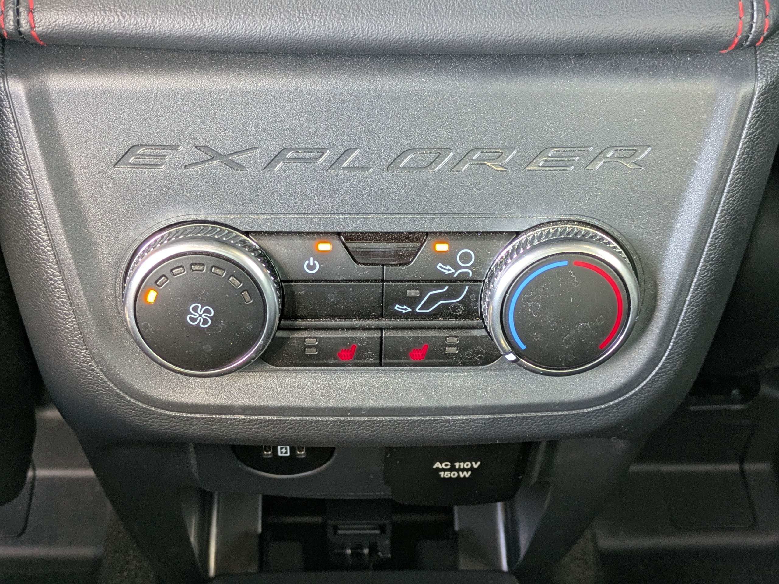 Used 2025 Ford Explorer ST AWD/4WD image 12