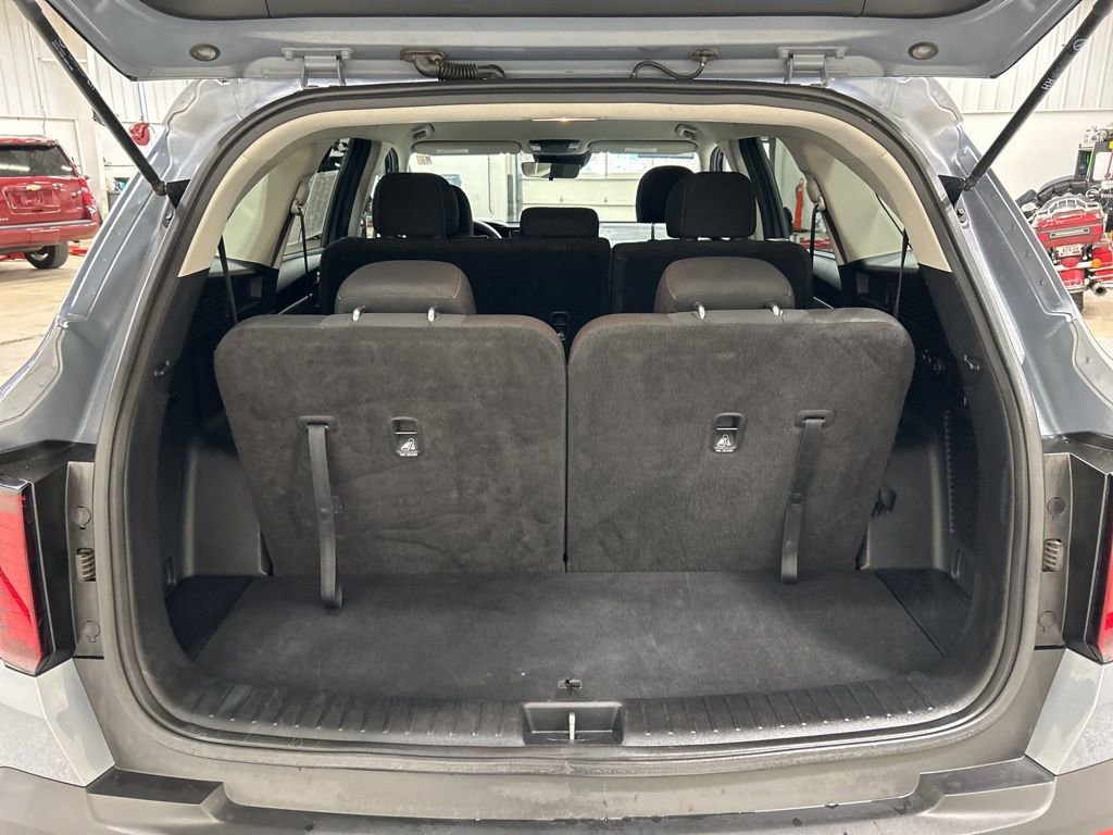 Certified 2022 Kia Sorento LX AWD/4WD image 28