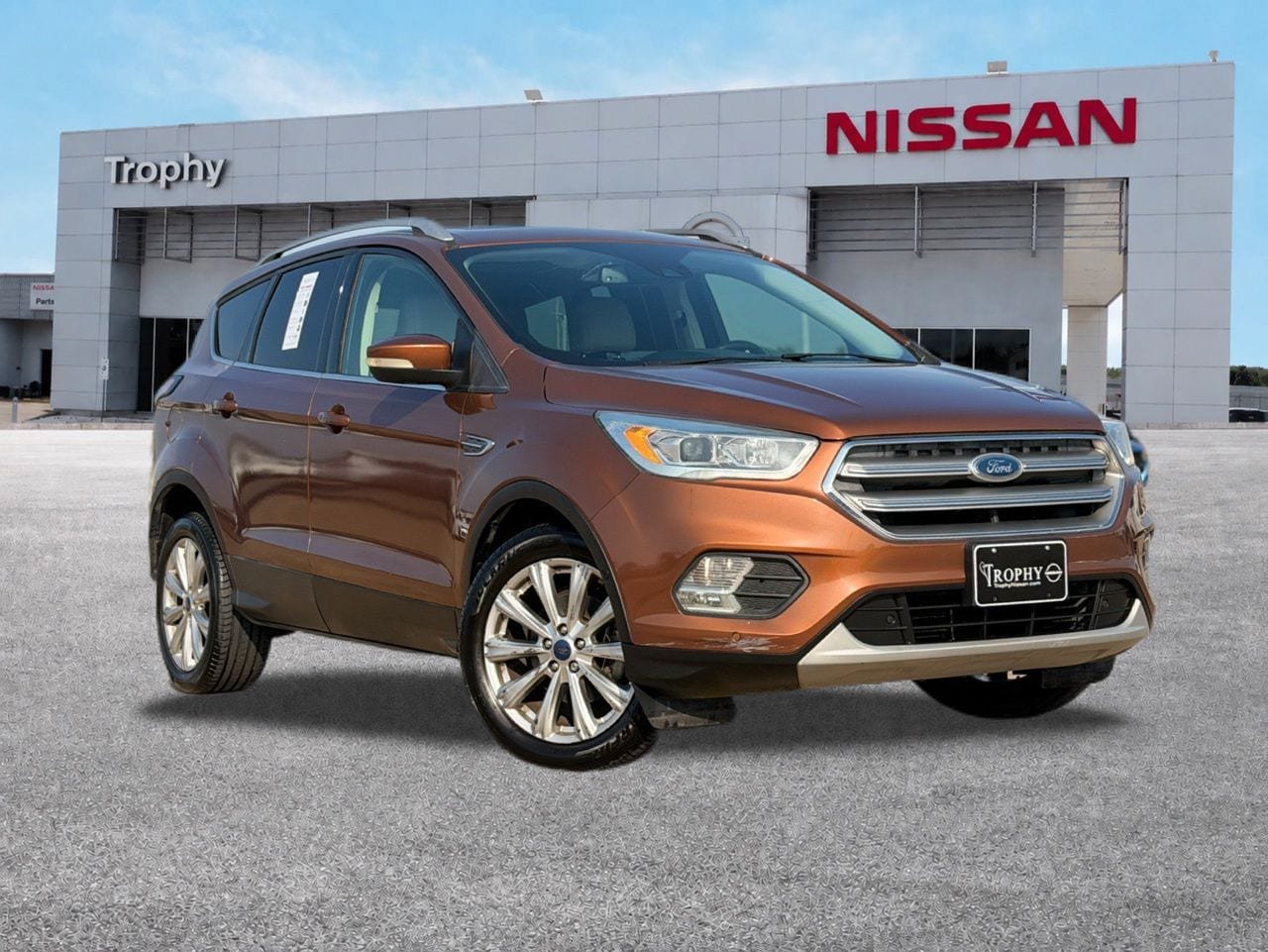 Used 2017 Ford Escape Titanium w/ Equipment Group 301A FWD image 1