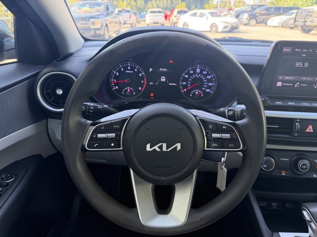 Used 2022 Kia Forte LXS image 14