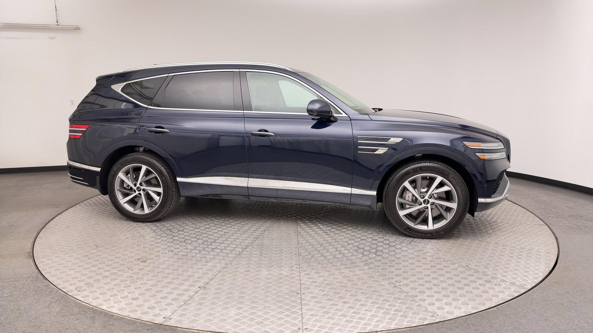 Certified 2026 Genesis GV80 3.5T Advanced AWD/4WD image 9