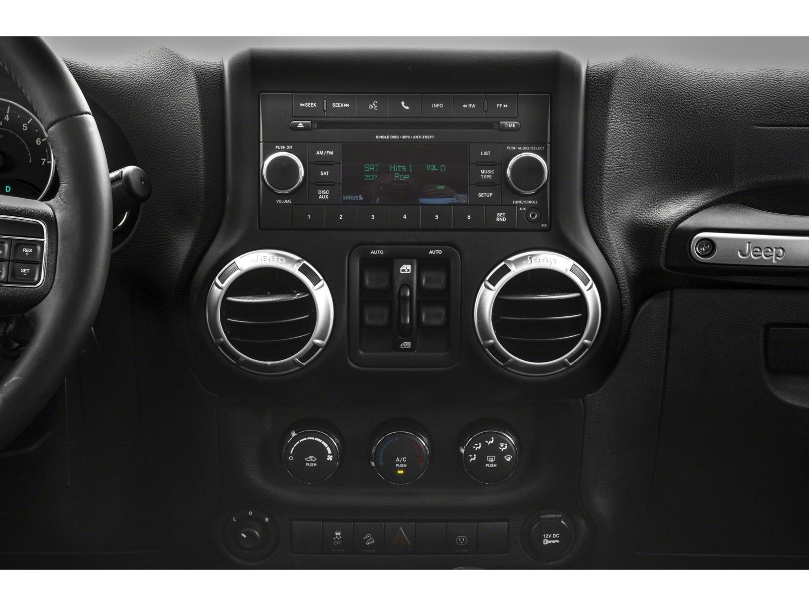 Used 2018 Jeep Wrangler Unlimited Rubicon w/ Connectivity Group AWD/4WD image 7