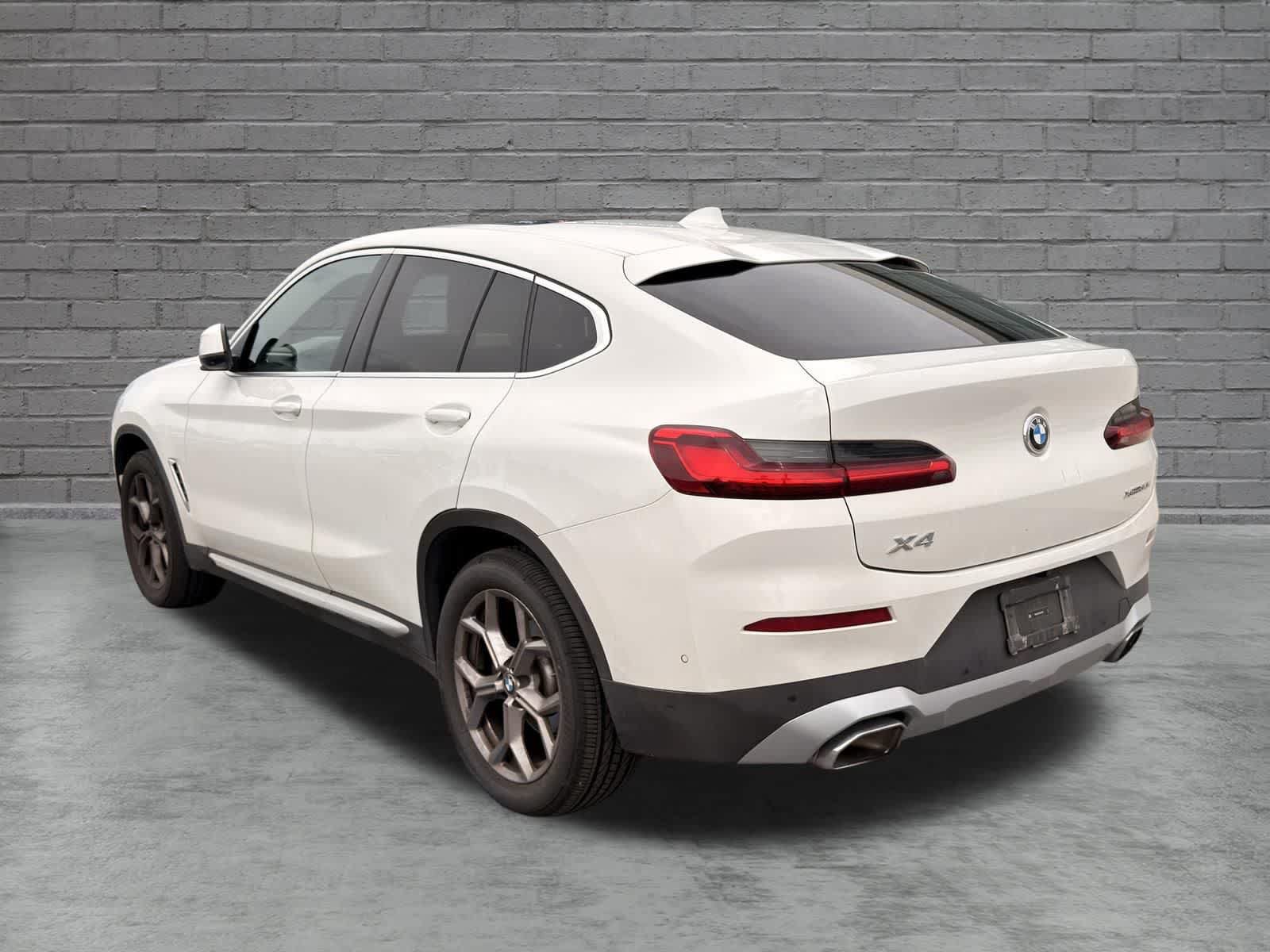 Used 2024 BMW X4 xDrive30i w/ Premium Package AWD/4WD image 6