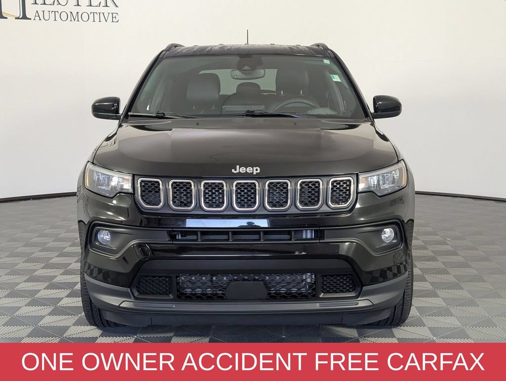 Certified 2023 Jeep Compass Latitude AWD/4WD image 3