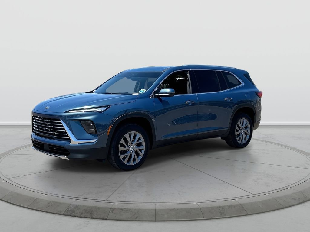 Used 2025 Buick Enclave Preferred w/ Power Package AWD/4WD image 4
