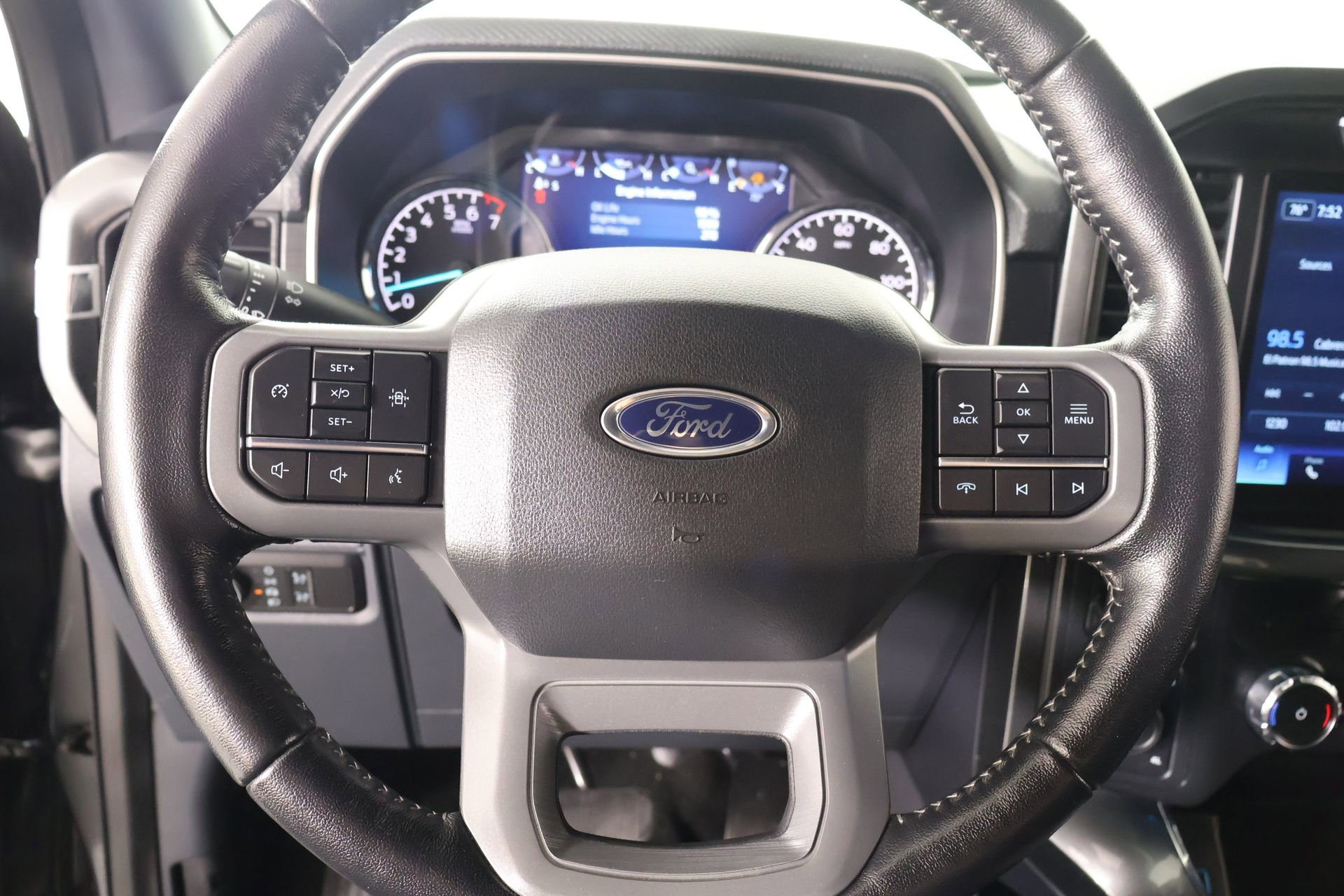 Used 2022 Ford F150 XLT w/ Equipment Group 302A High AWD/4WD image 3