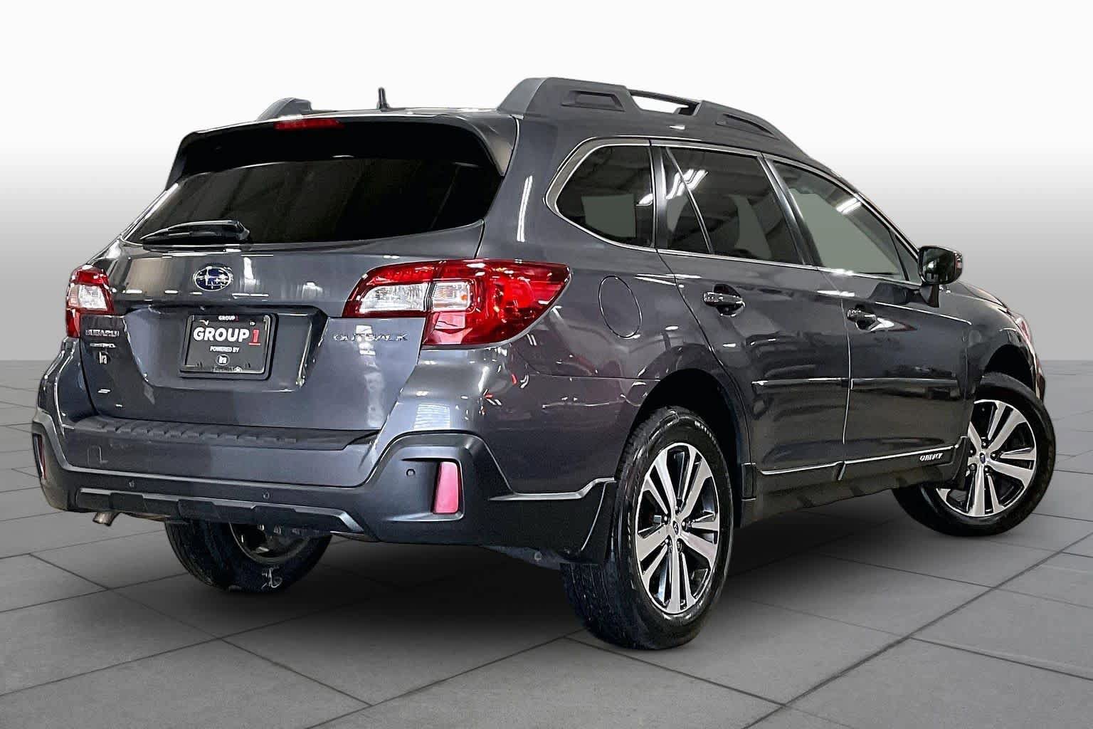 Used 2019 Subaru Outback 2.5i Limited AWD/4WD image 13