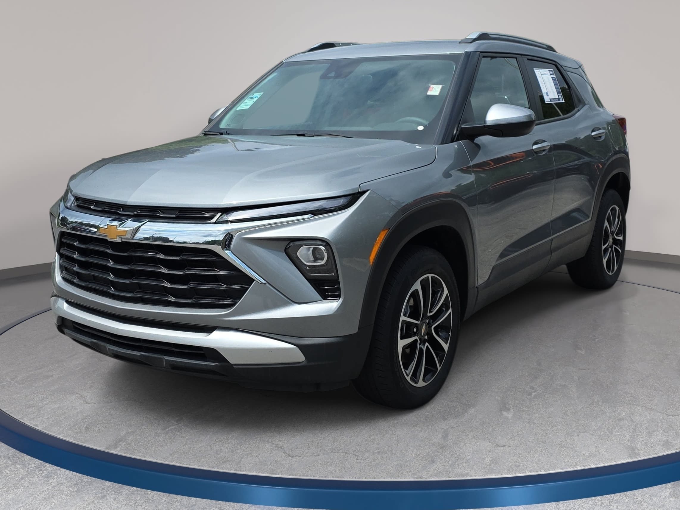 Used 2025 Chevrolet TrailBlazer LT AWD/4WD image 1