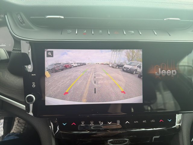 New 2026 Jeep Grand Cherokee Altitude AWD/4WD image 13