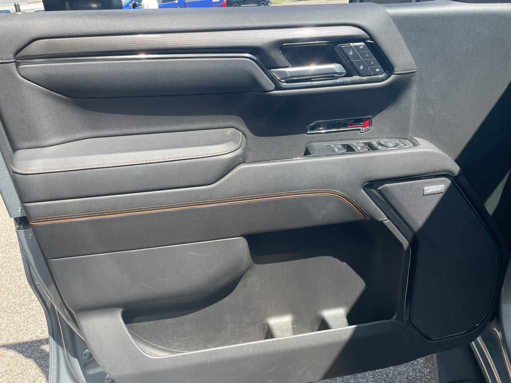 Used 2024 GMC Sierra 1500 AT4 w/ Technology Package image 11