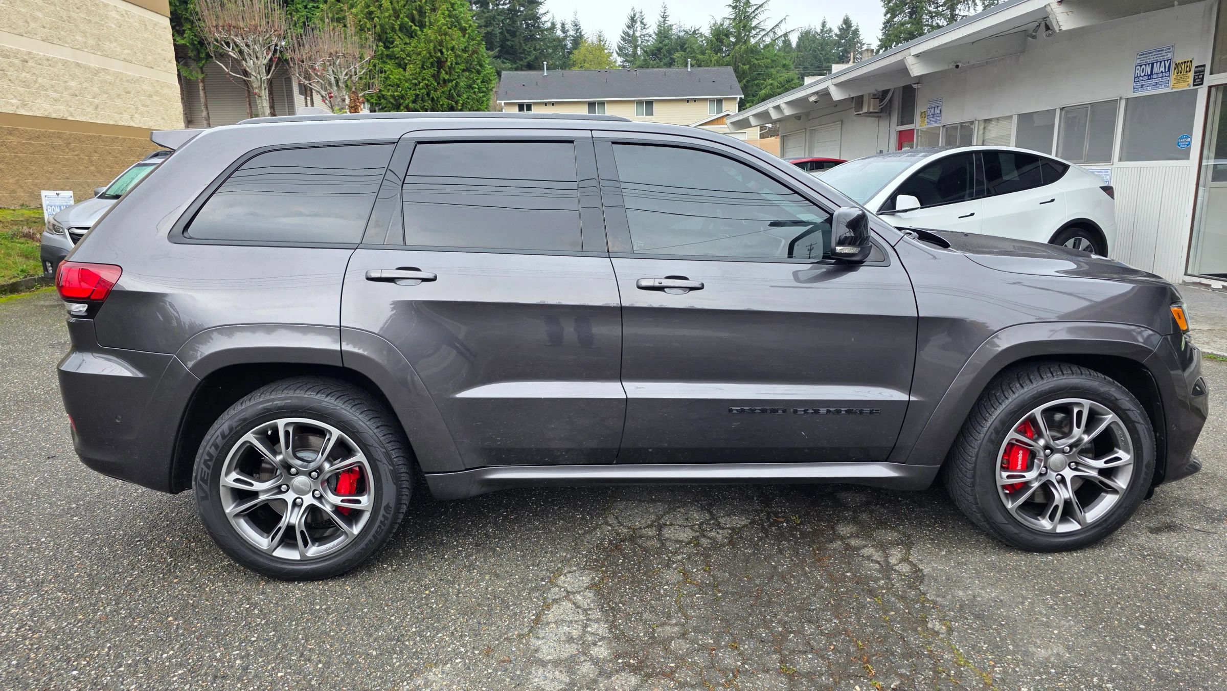 Used 2018 Jeep Grand Cherokee SRT AWD/4WD image 4