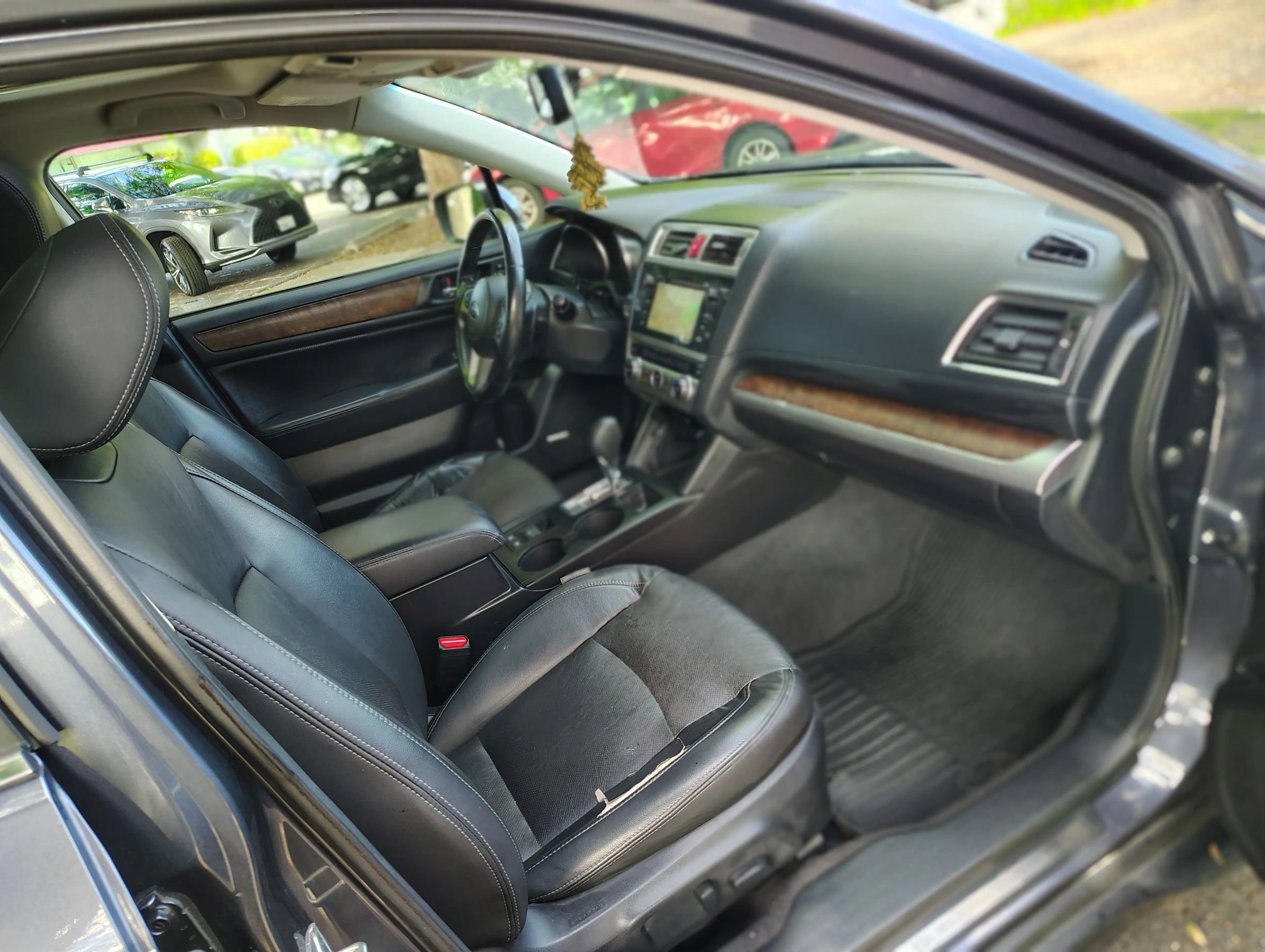 Used 2015 Subaru Outback 2.5i Limited image 25