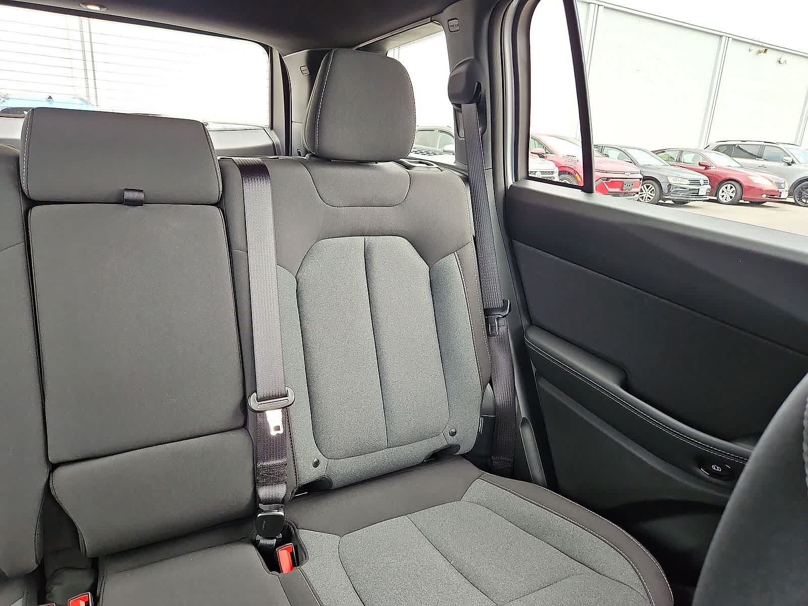 Used 2026 Jeep Cherokee AWD/4WD image 15