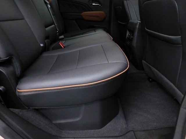 Used 2024 GMC Canyon AT4 w/ AT4 Premium Package image 26