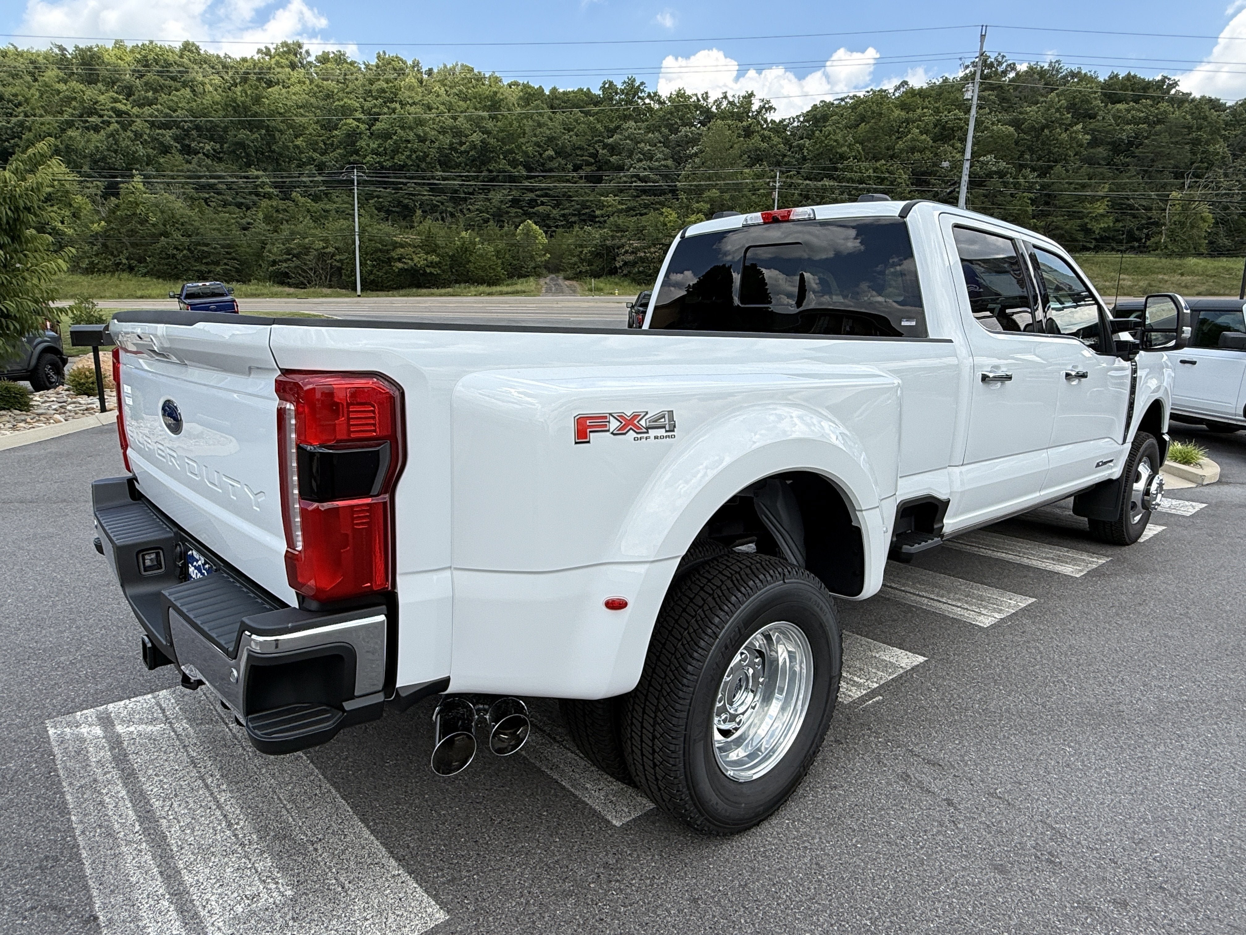 New 2026 Ford F350 Lariat w/ Lariat Ultimate Package AWD/4WD image 5