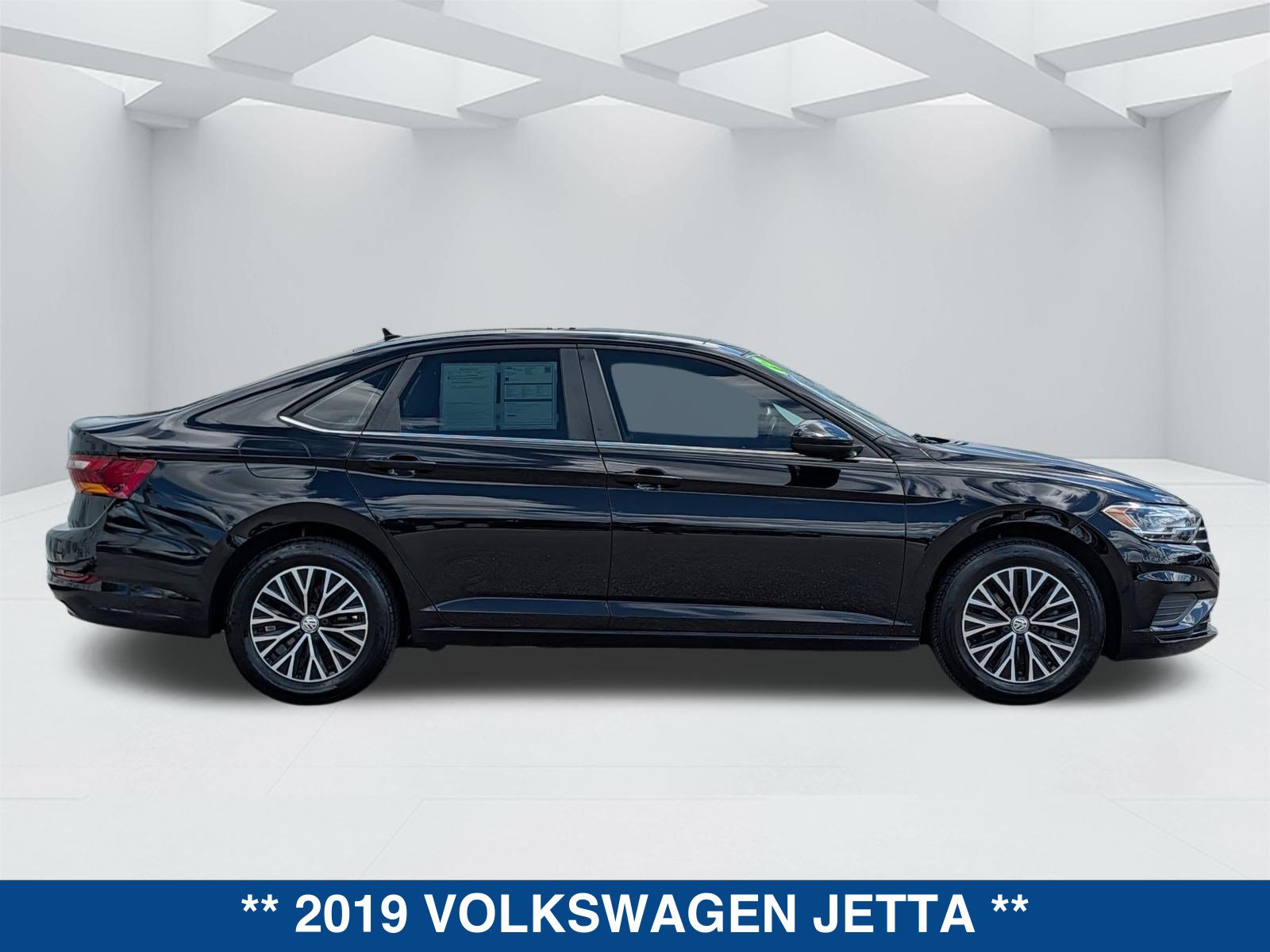 Used 2019 Volkswagen Jetta SE FWD image 4