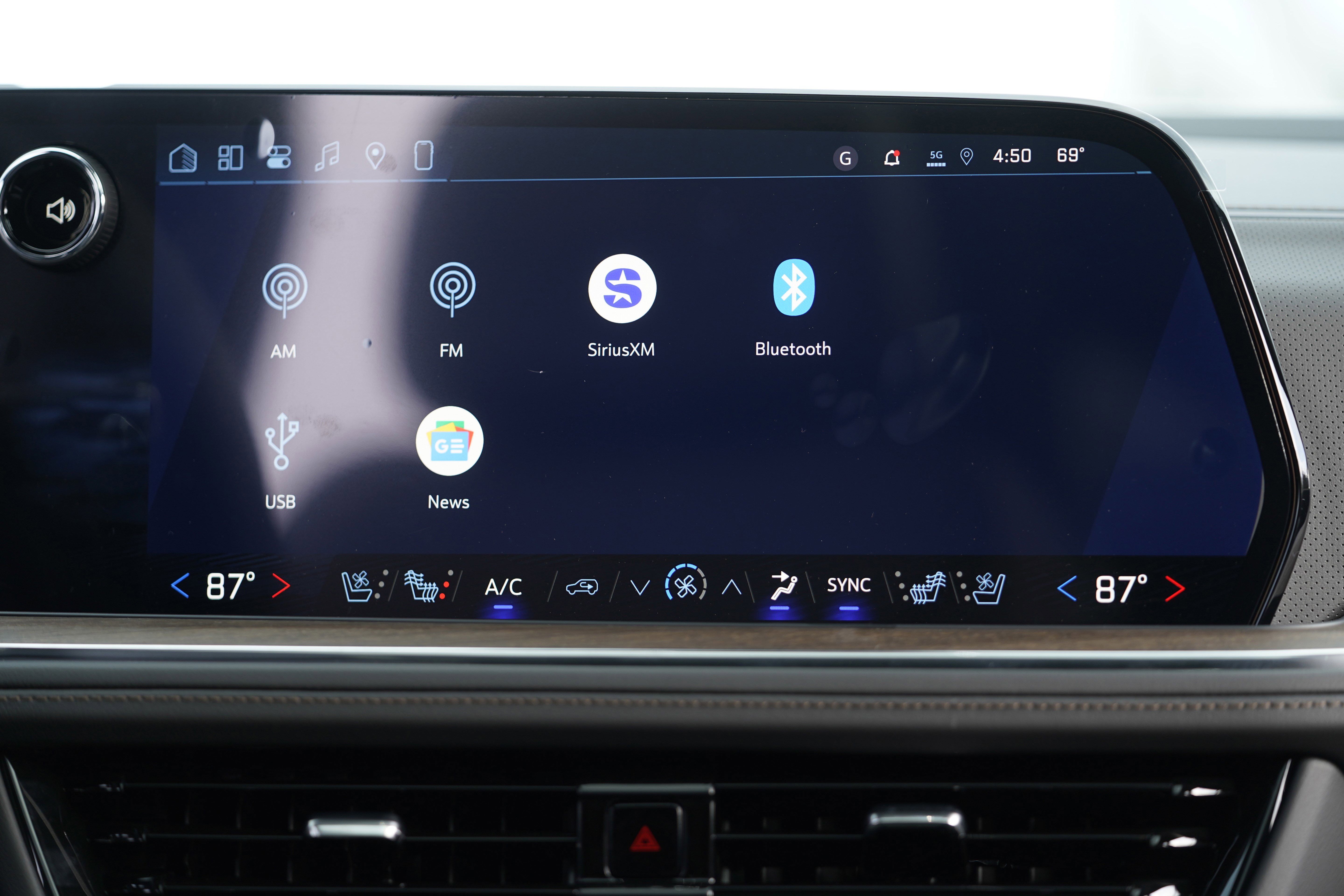 New 2026 Chevrolet Tahoe High Country image 33