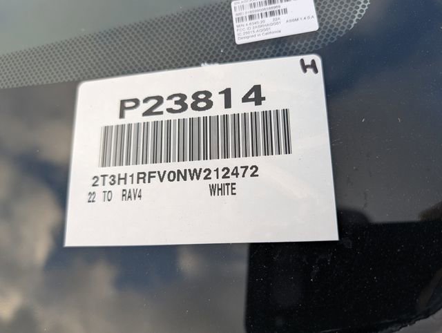 Used 2022 Toyota RAV4 LE image 34