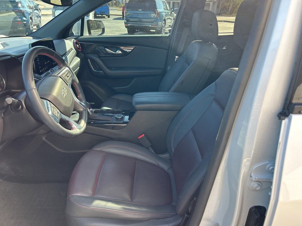 Used 2023 Chevrolet Blazer RS image 9