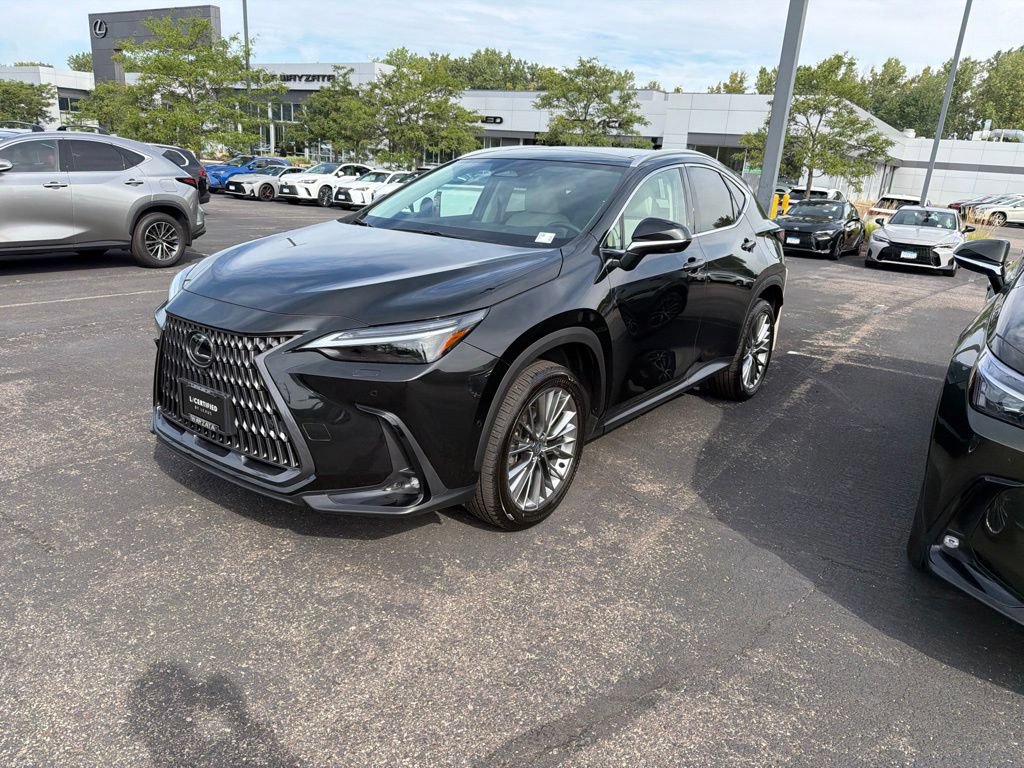 Certified 2026 Lexus NX 350 AWD w/ Accessory Package (2T) image 3