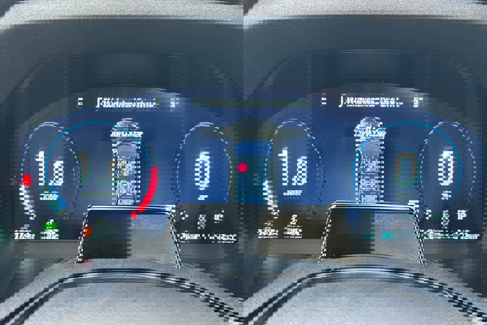 Certified 2025 Ford Explorer Platinum w/ Ultimate Package image 25