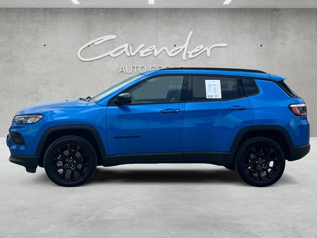 Used 2026 Jeep Compass Latitude AWD/4WD image 13
