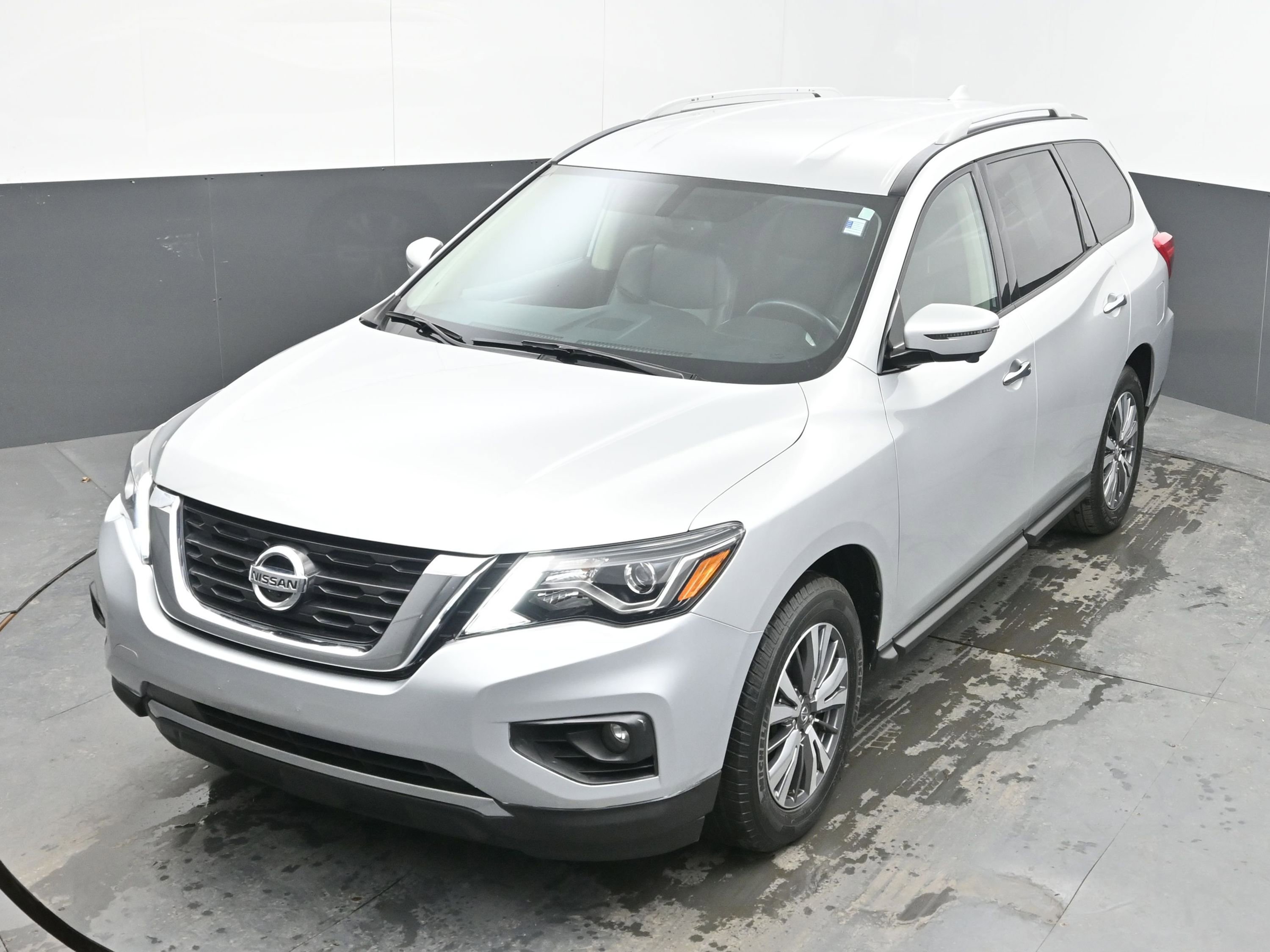 Used 2020 Nissan Pathfinder SL image 31