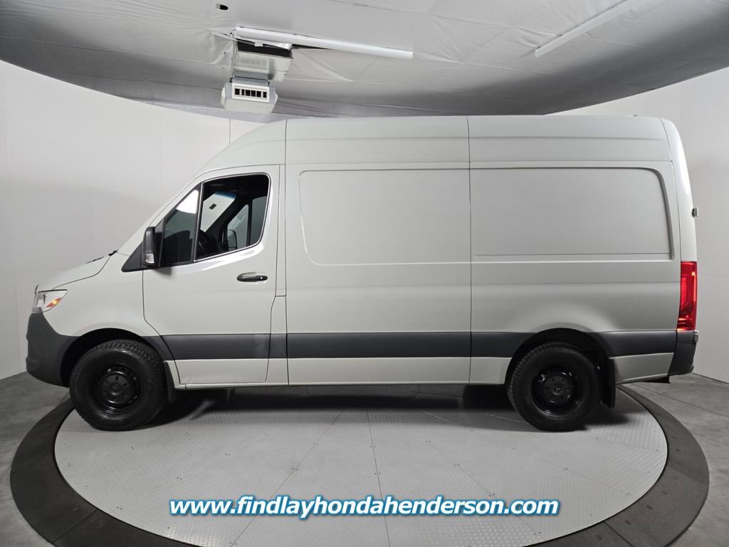 Used 2020 Mercedes-Benz Sprinter 144 Cargo image 3