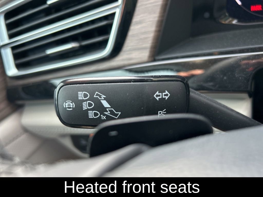 Certified 2025 Volkswagen Atlas SEL Premium R-Line image 29