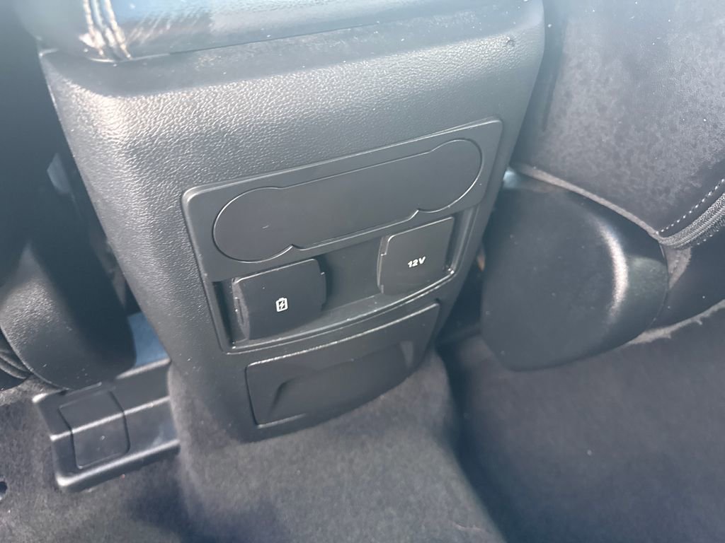 Used 2023 Ford Explorer XLT w/ Equipment Group 202A image 22
