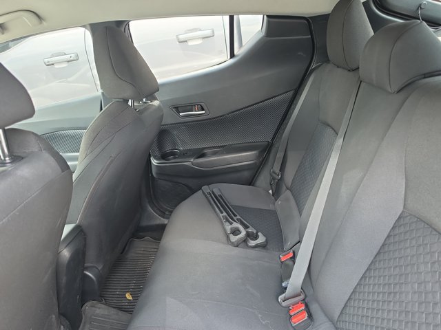 Used 2020 Toyota C-HR LE FWD image 10