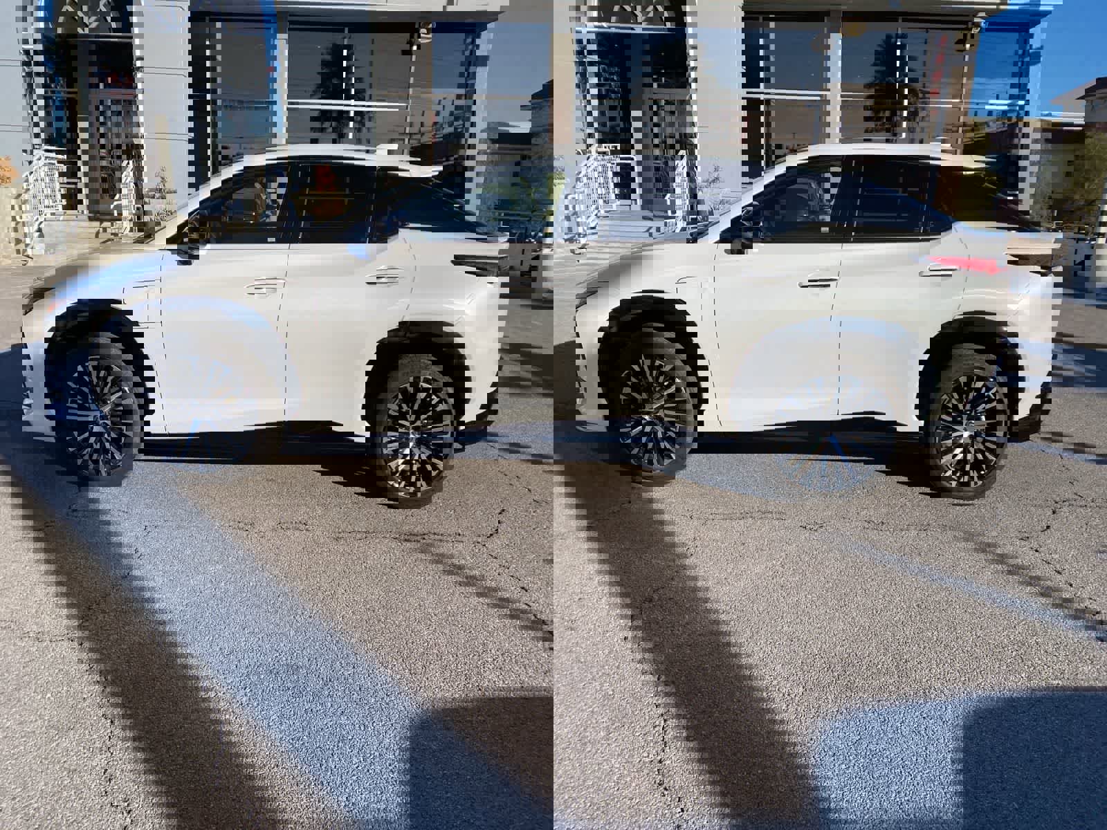 Used 2023 Lexus RZ 450e Premium image 8