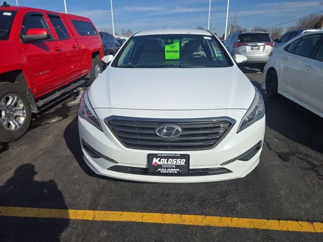 Used 2015 Hyundai Sonata Limited image 2