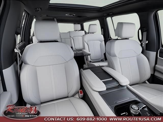 New 2026 Jeep Grand Wagoneer L Summit w/ Premium Group III AWD/4WD image 17