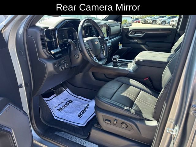 Certified 2024 Chevrolet Silverado 1500 High Country w/ Technology Package AWD/4WD image 11