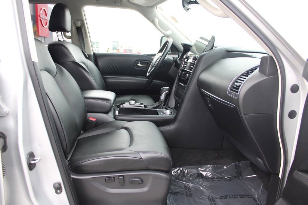 Used 2021 Nissan Armada SV image 17