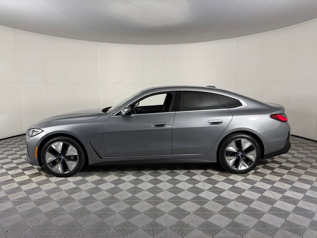 Used 2024 BMW i4 eDrive35 RWD image 10