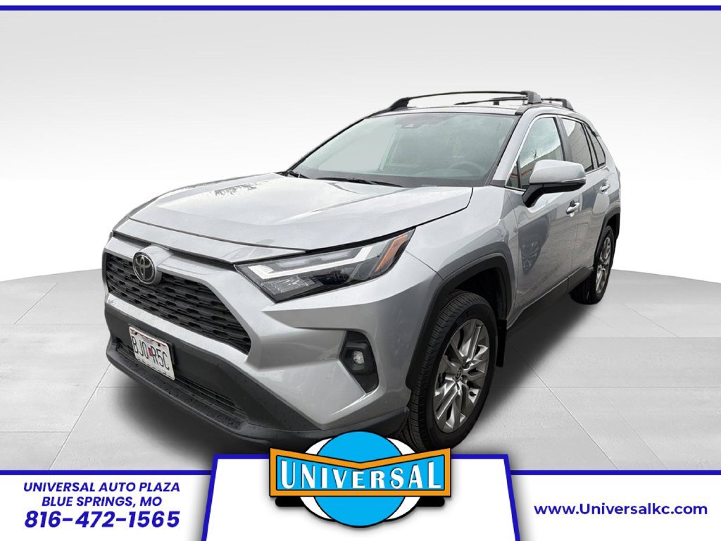 Used 2025 Toyota RAV4 XLE Premium w/ Weather Package AWD/4WD image 1