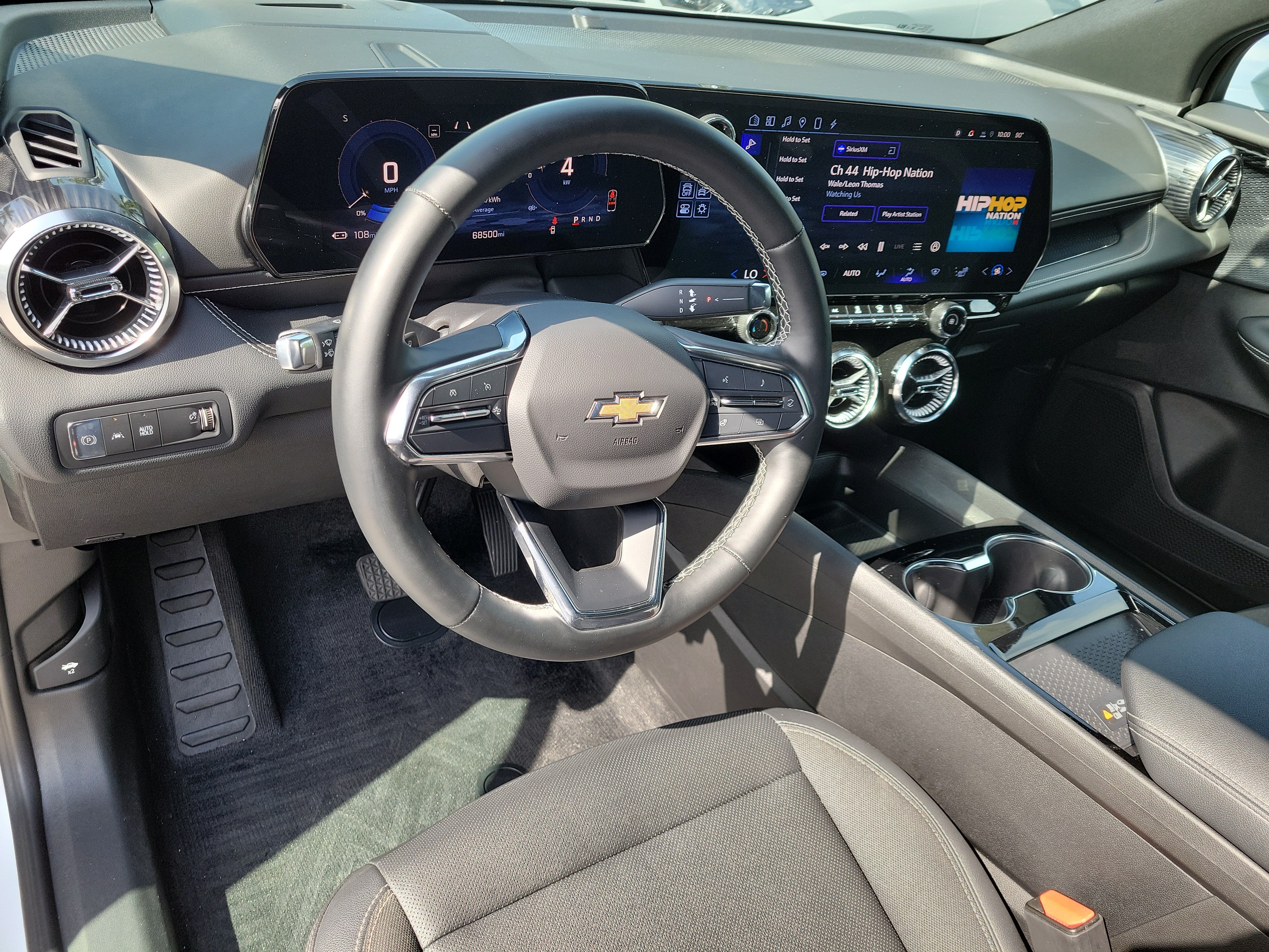 Used 2024 Chevrolet Blazer EV LT AWD/4WD image 13