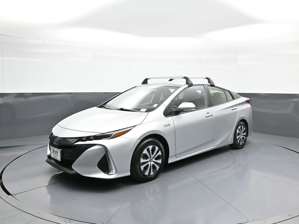 Used 2022 Toyota Prius Prime LE FWD image 1