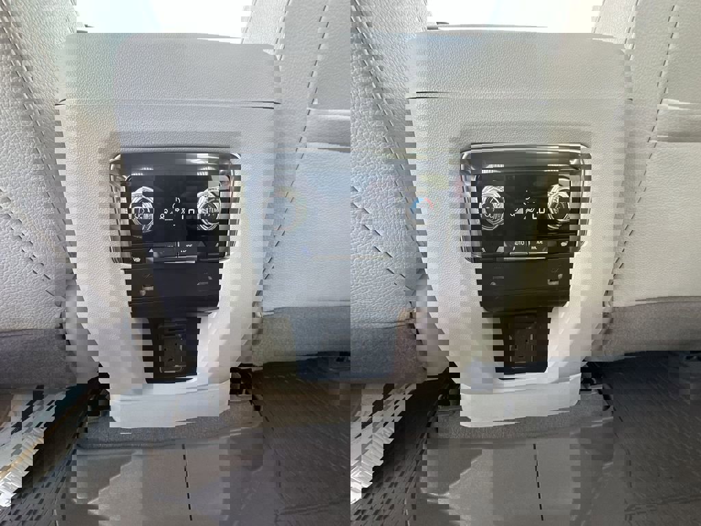 Certified 2023 GMC Yukon XL Denali image 23