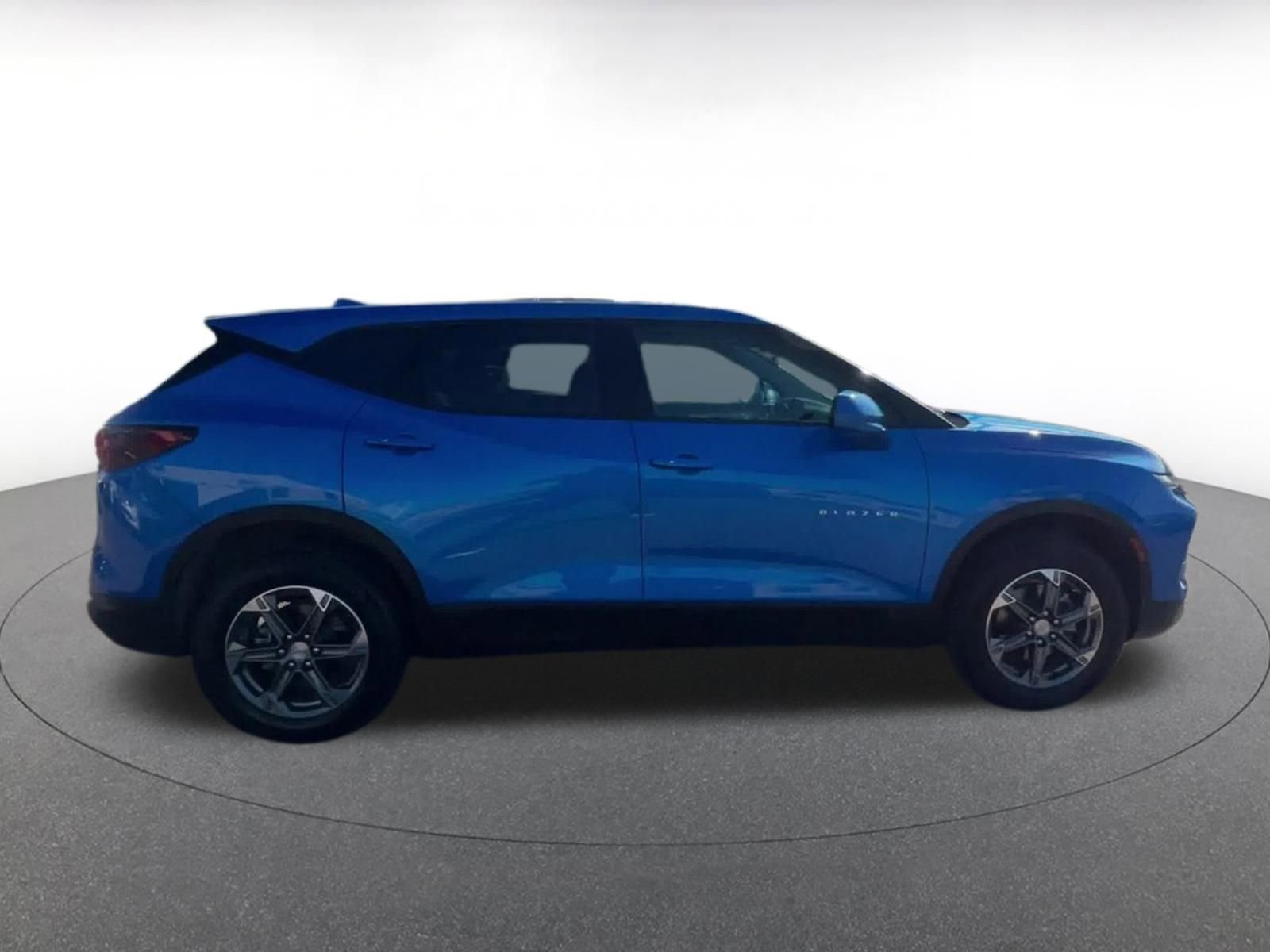 Used 2025 Chevrolet Blazer LT image 16