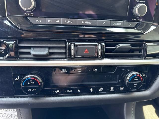 Used 2025 Nissan Pathfinder SV AWD/4WD image 9