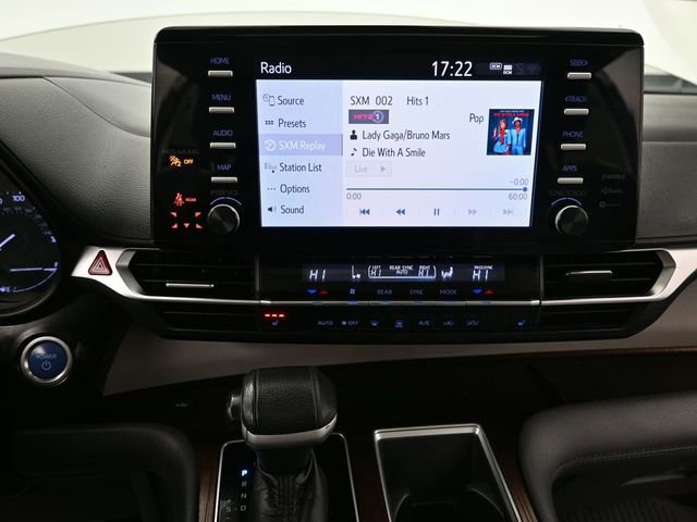 Certified 2022 Toyota Sienna XLE image 27