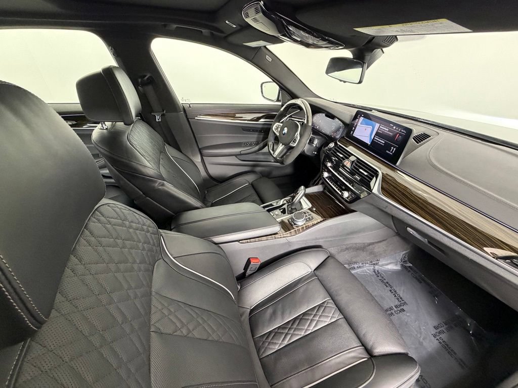 Used 2022 BMW M550i xDrive AWD/4WD image 43